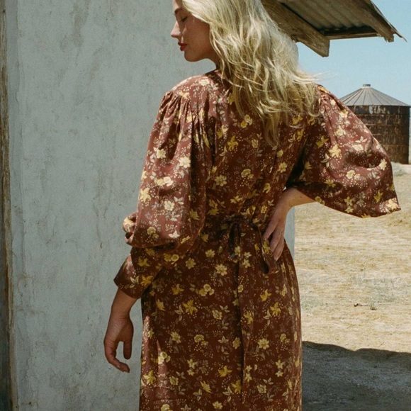 DOEN Blossom dress S in cherrywood winding vine floral - Picture 6 of 8